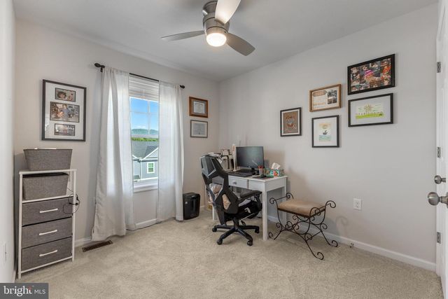 116 HIGHPOINT PARK DR, Pleasant Gap, PA 16823