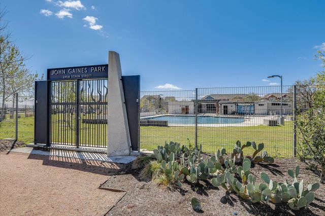 1320 Robert Browning ST 109, Austin, TX 78723