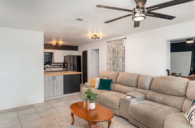 1419 VALENCIA COURT, Haines City, FL 33844