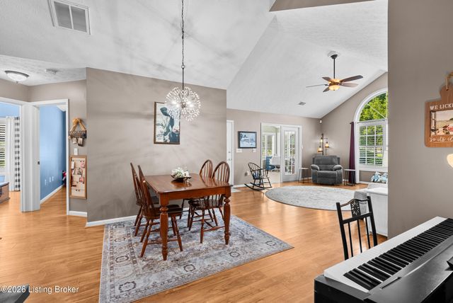 201 Troon Village Way, Louisville, KY 40245