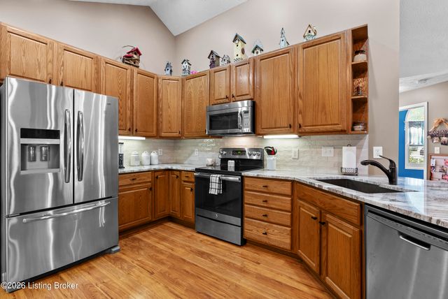 201 Troon Village Way, Louisville, KY 40245