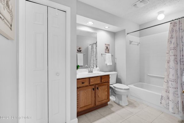 201 Troon Village Way, Louisville, KY 40245