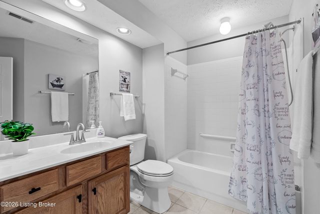 201 Troon Village Way, Louisville, KY 40245