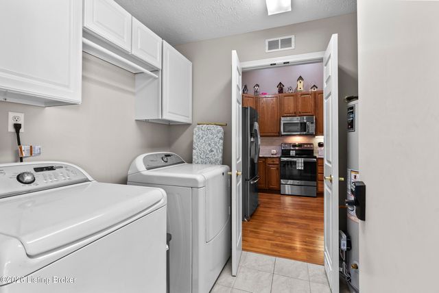 201 Troon Village Way, Louisville, KY 40245