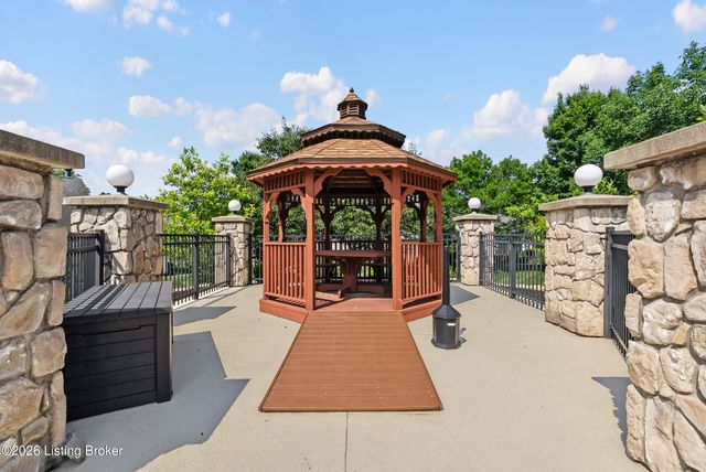 201 Troon Village Way, Louisville, KY 40245