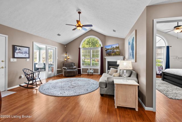 201 Troon Village Way, Louisville, KY 40245