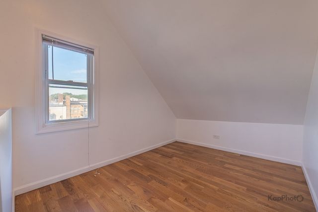 3328 S Emerald Avenue 3, Chicago, IL 60616