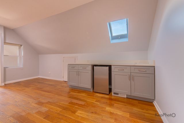 3328 S Emerald Avenue 3, Chicago, IL 60616