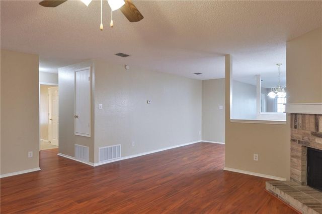 4054 Gray Fox Drive, Fort Worth, TX 76123