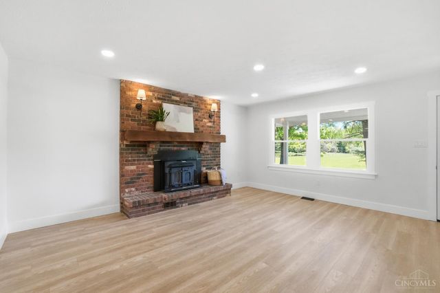 3620 Old Winchester Trail, Caesarscreek Twp, OH 45385