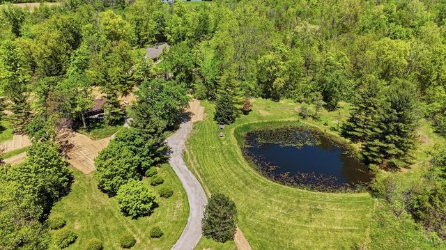 3620 Old Winchester Trail, Caesarscreek Twp, OH 45385