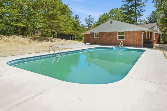 3620 Old Winchester Trail, Caesarscreek Twp, OH 45385