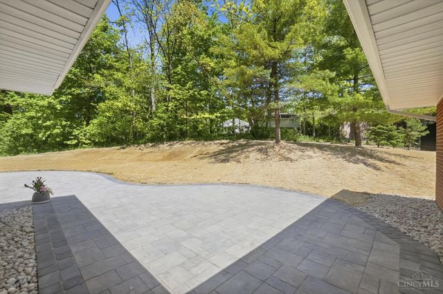 3620 Old Winchester Trail, Caesarscreek Twp, OH 45385