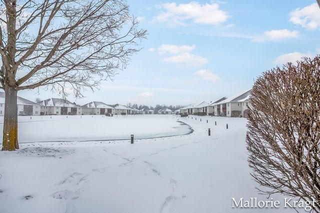3170 W Crystal Waters Drive 2, Holland Twp, MI 49424