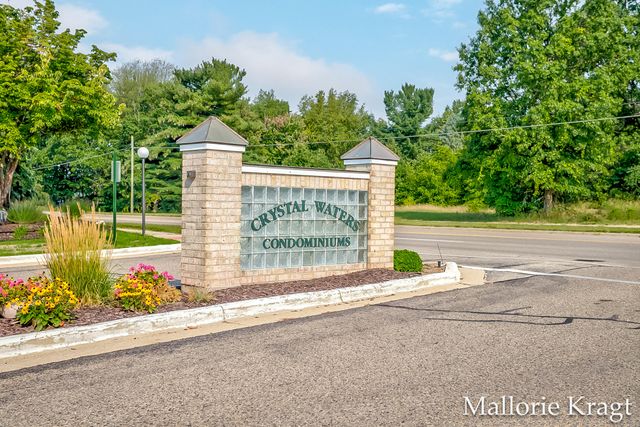 3170 W Crystal Waters Drive 2, Holland Twp, MI 49424
