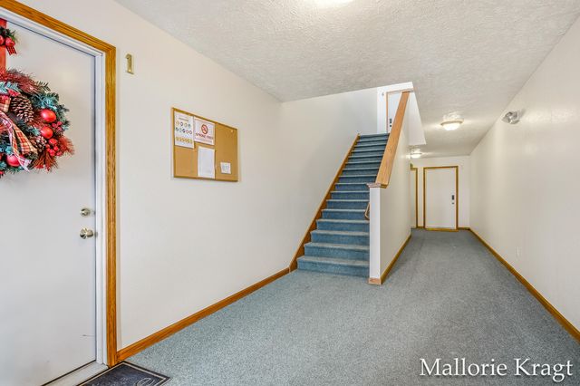 3170 W Crystal Waters Drive 2, Holland Twp, MI 49424