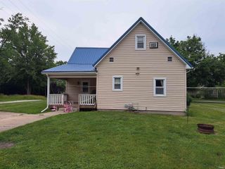 622 S Market Street, Winamac, IN 46996