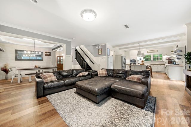 1324 Huntcliff Drive, Waxhaw, NC 28173
