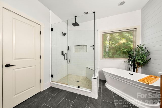 1324 Huntcliff Drive, Waxhaw, NC 28173