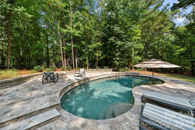 1324 Huntcliff Drive, Waxhaw, NC 28173