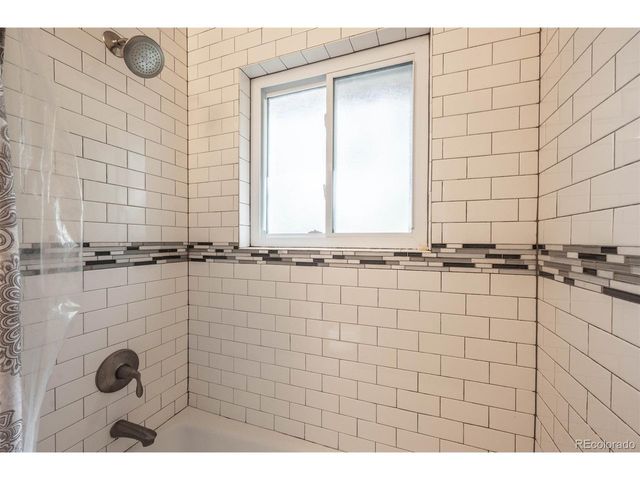 918 S Bross St, Longmont, CO 80501