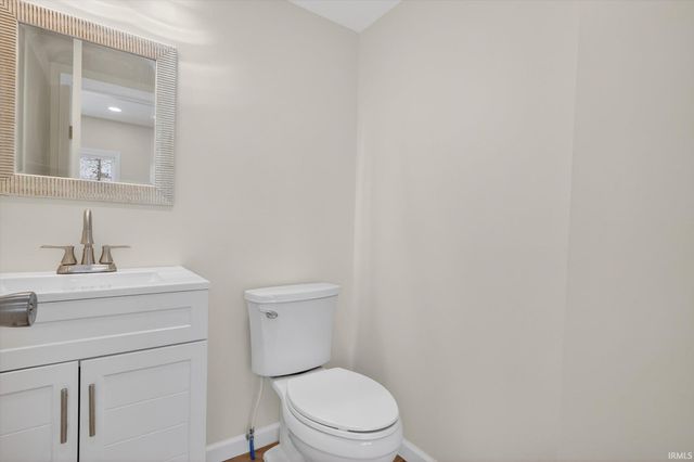 415 W Battell Street, Mishawaka, IN 46545