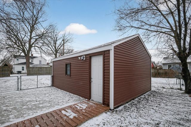 415 W Battell Street, Mishawaka, IN 46545