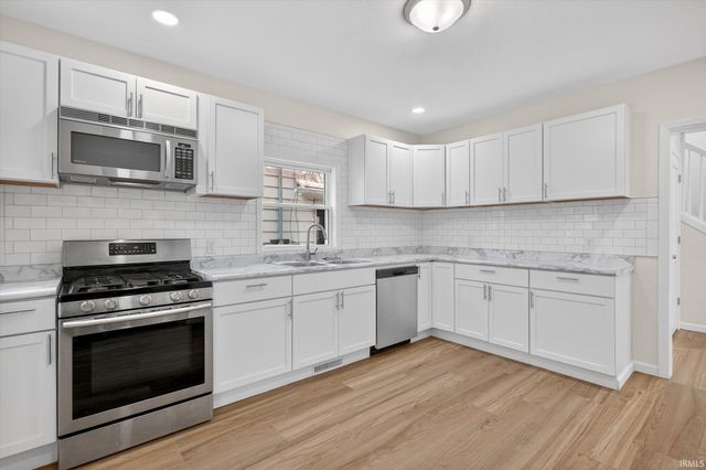 415 W Battell Street, Mishawaka, IN 46545