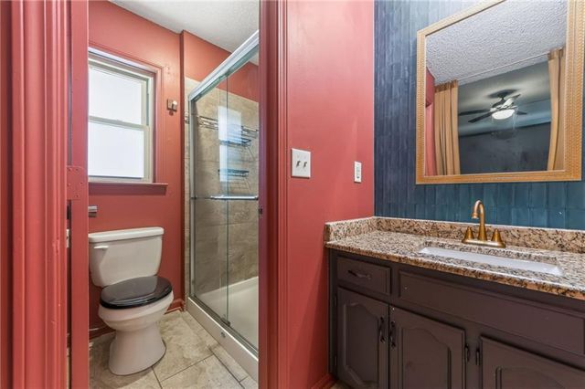 3902 N Colorado Avenue, Kansas City, MO 64117