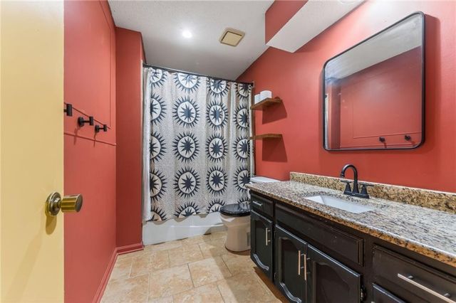 3902 N Colorado Avenue, Kansas City, MO 64117