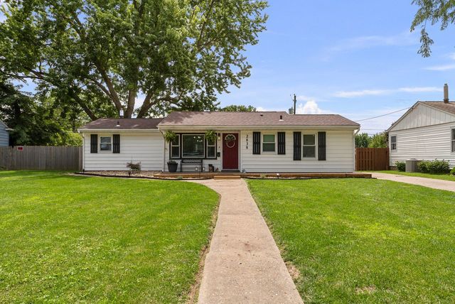 2838 38th Avenue, Rock Island, IL 61201