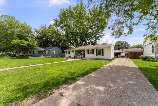 2838 38th Avenue, Rock Island, IL 61201