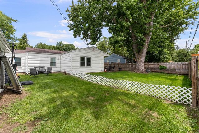 2838 38th Avenue, Rock Island, IL 61201