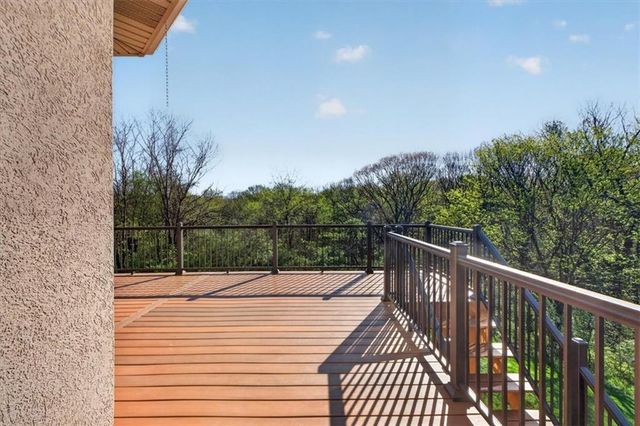 8615 NW Baker Road Circle, Kansas City, MO 64153