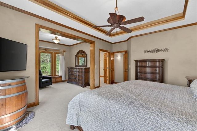 8615 NW Baker Road Circle, Kansas City, MO 64153