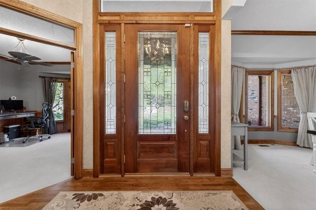 8615 NW Baker Road Circle, Kansas City, MO 64153
