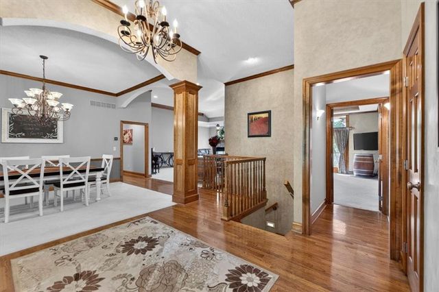 8615 NW Baker Road Circle, Kansas City, MO 64153