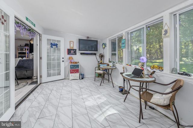 10 LORETTA BLVD, Sicklerville, NJ 08081