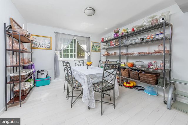 10 LORETTA BLVD, Sicklerville, NJ 08081