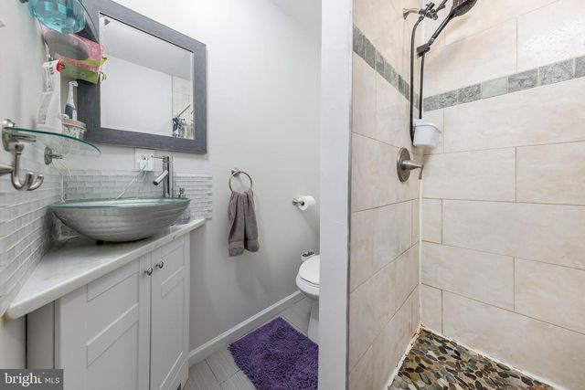 10 LORETTA BLVD, Sicklerville, NJ 08081