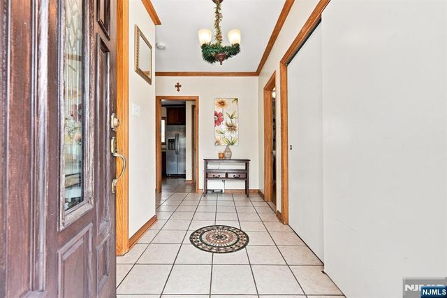 318-322 11th Street, Newark, NJ 07107