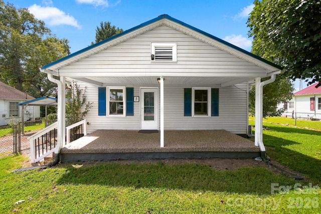 8 Crescent Street, Granite Falls, NC 28630