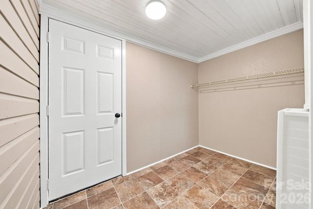 8 Crescent Street, Granite Falls, NC 28630