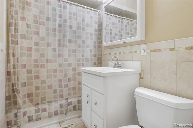 8484 Eaton Road, Davisburg, MI 48350