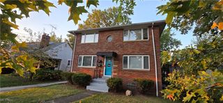 617 E Robinson Avenue, Barberton, OH 44203