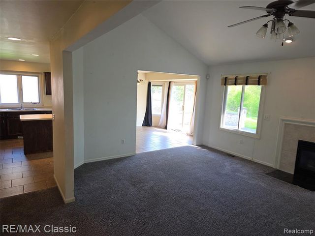 21966 Hunter Circle, Taylor, MI 48180