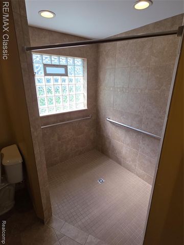 21966 Hunter Circle, Taylor, MI 48180