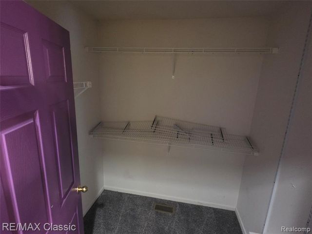 21966 Hunter Circle, Taylor, MI 48180