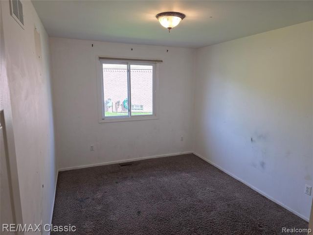 21966 Hunter Circle, Taylor, MI 48180