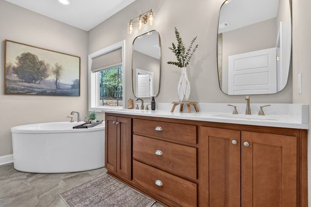 912 Lazy River Lane, Ellijay, GA 30536